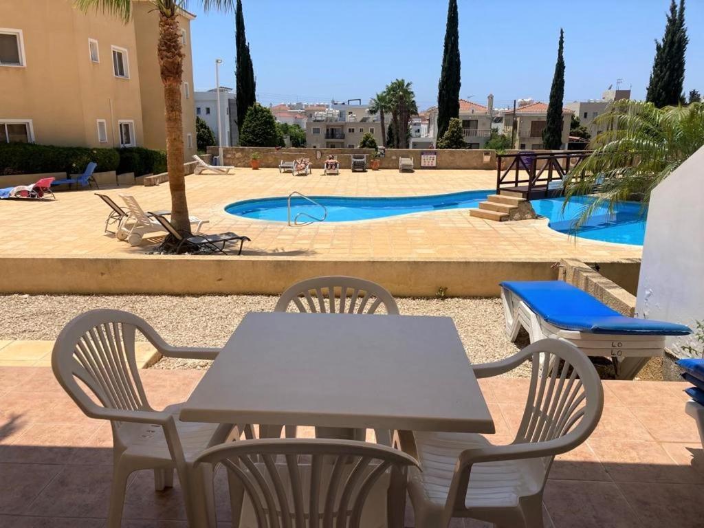 Sirena Olympia Apartment 40 Paphos Luaran gambar
